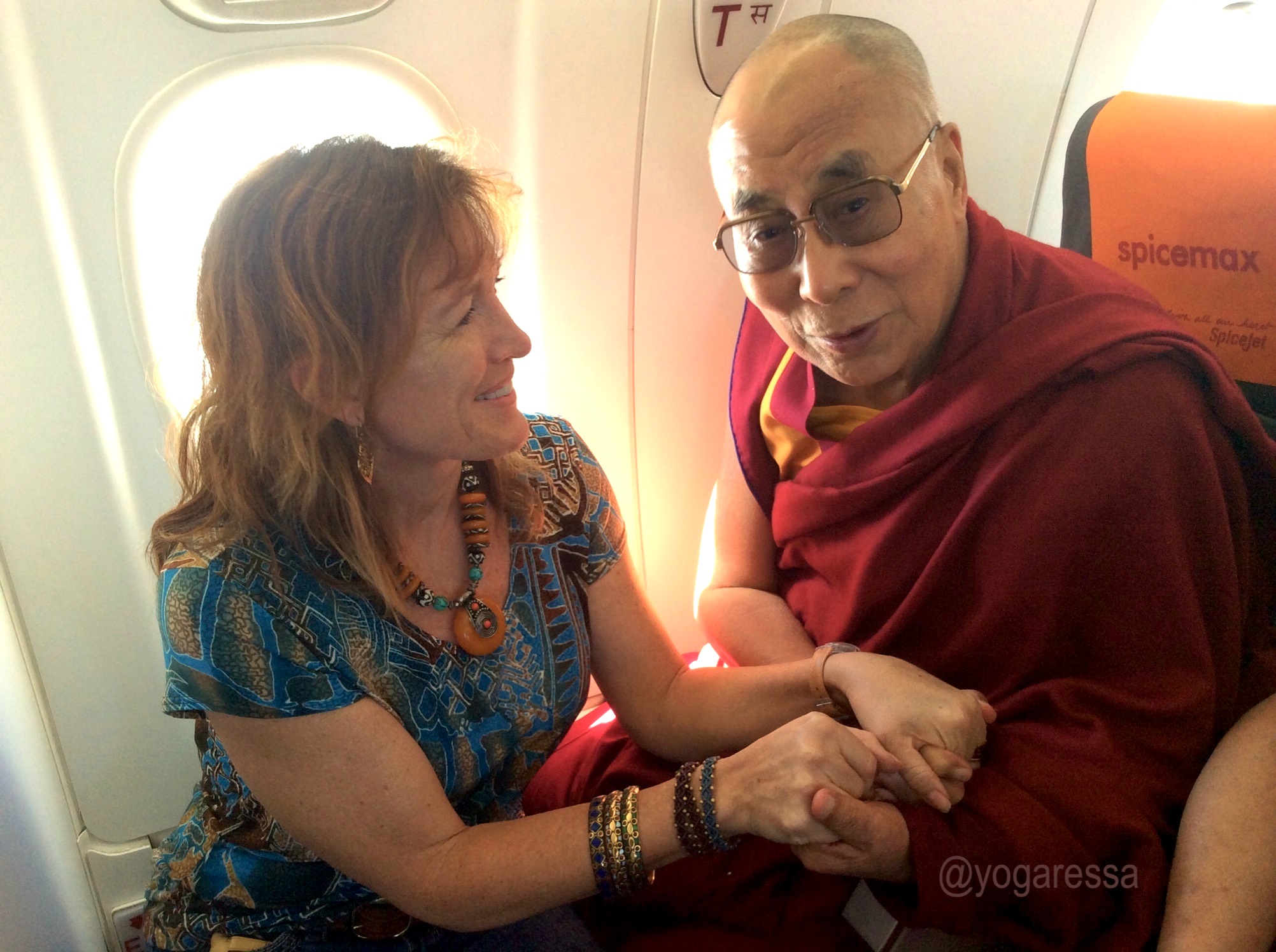 Dalai-Lama-0965-yogaressa-2020